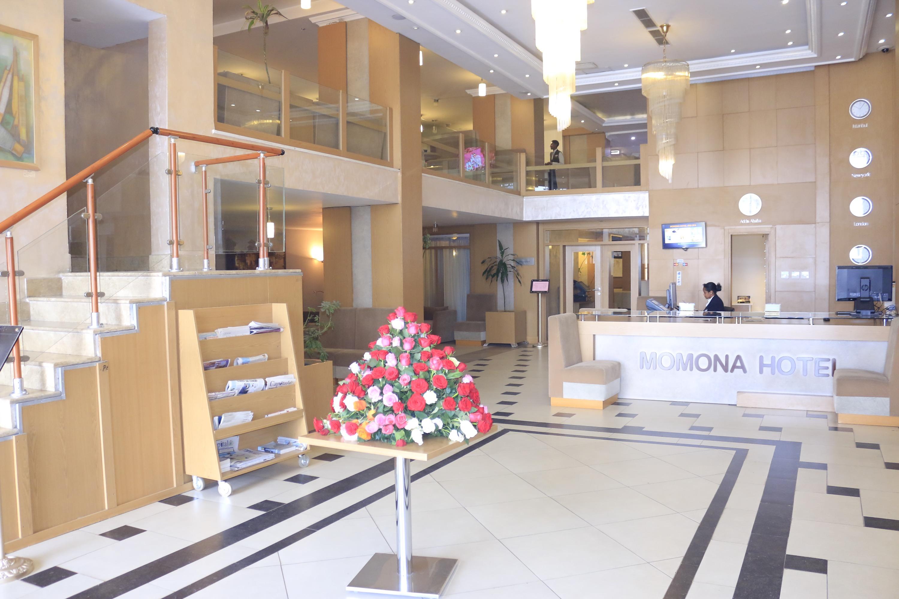Momona Hotel Addis Abeba Buitenkant foto