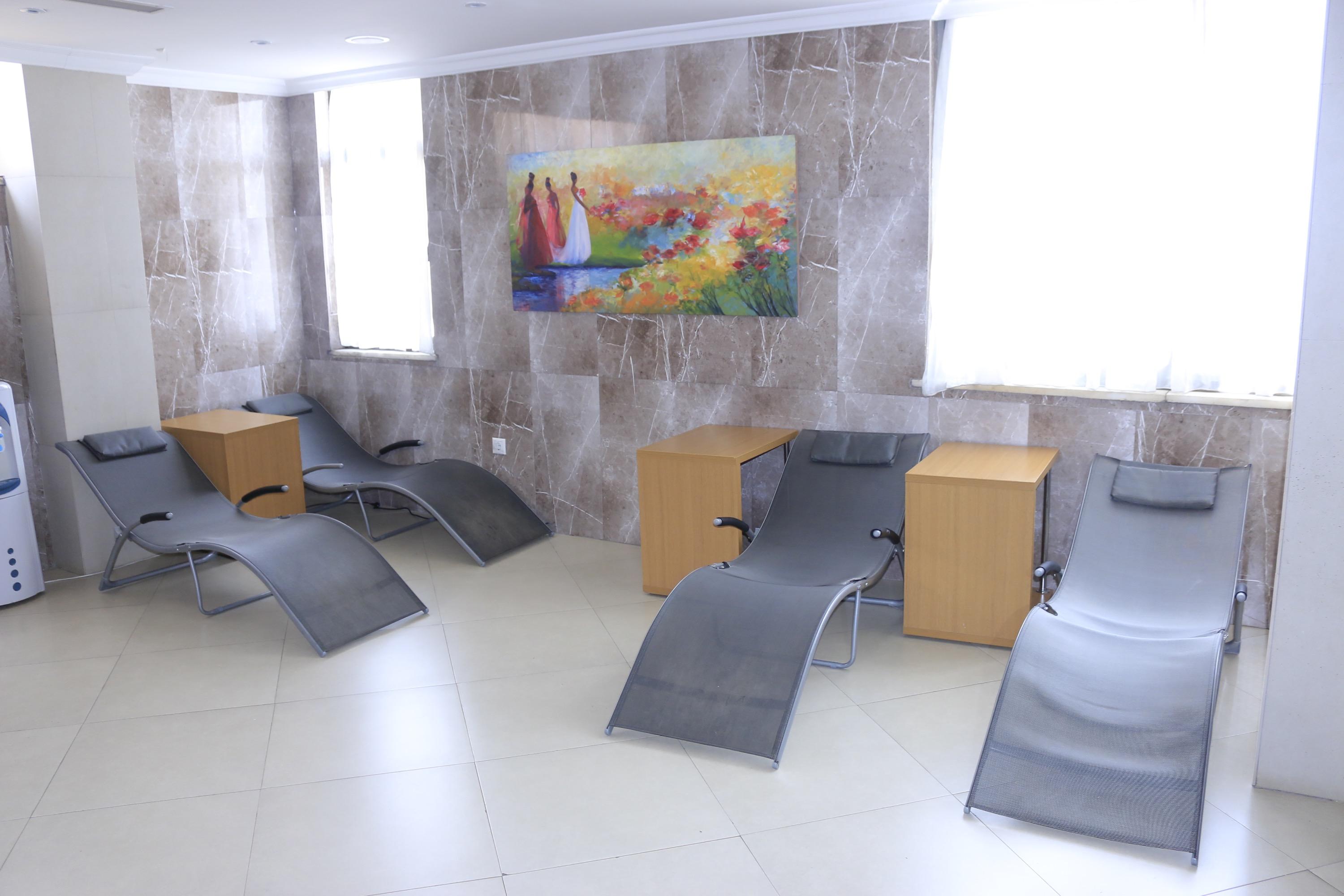 Momona Hotel Addis Abeba Buitenkant foto