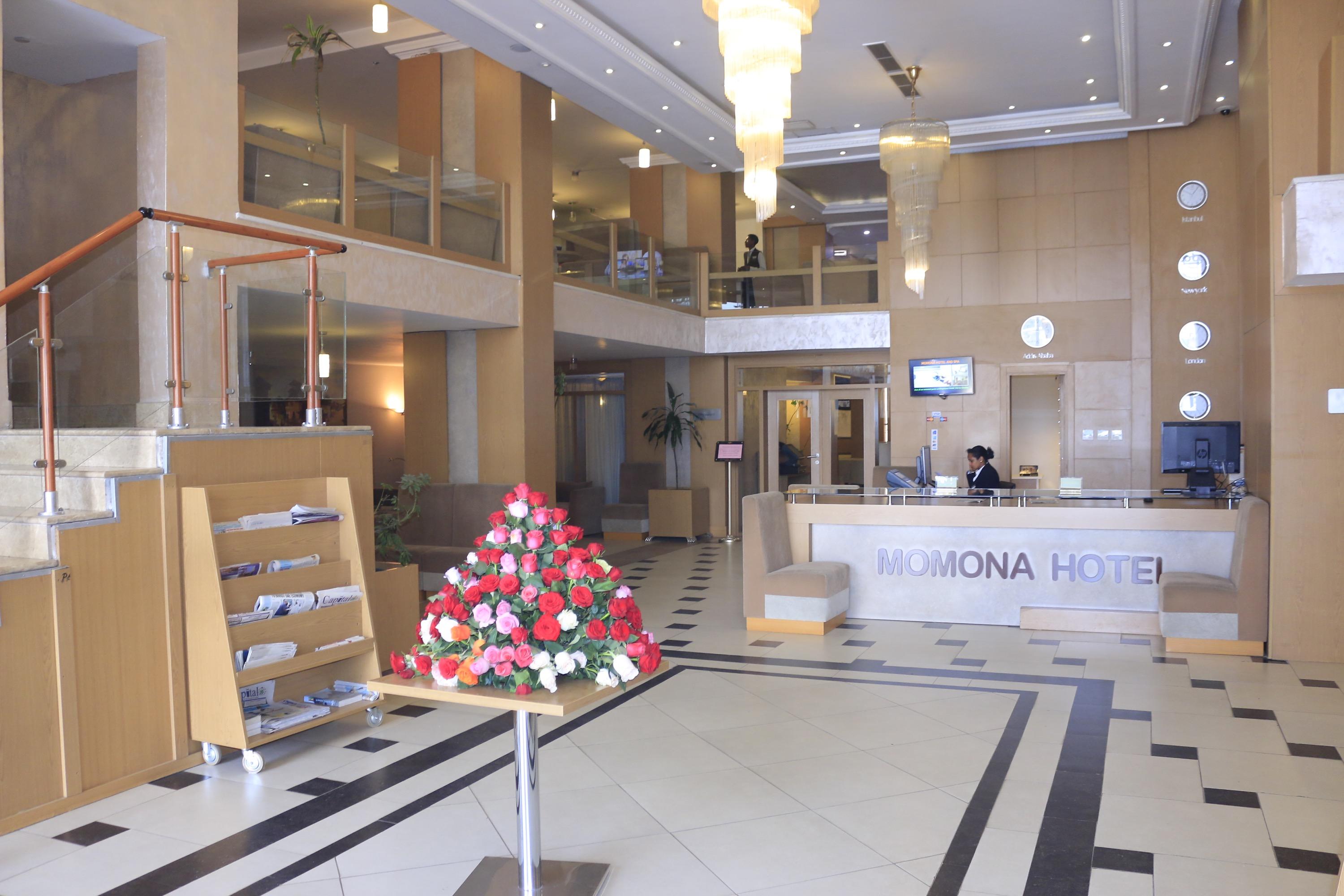 Momona Hotel Addis Abeba Buitenkant foto