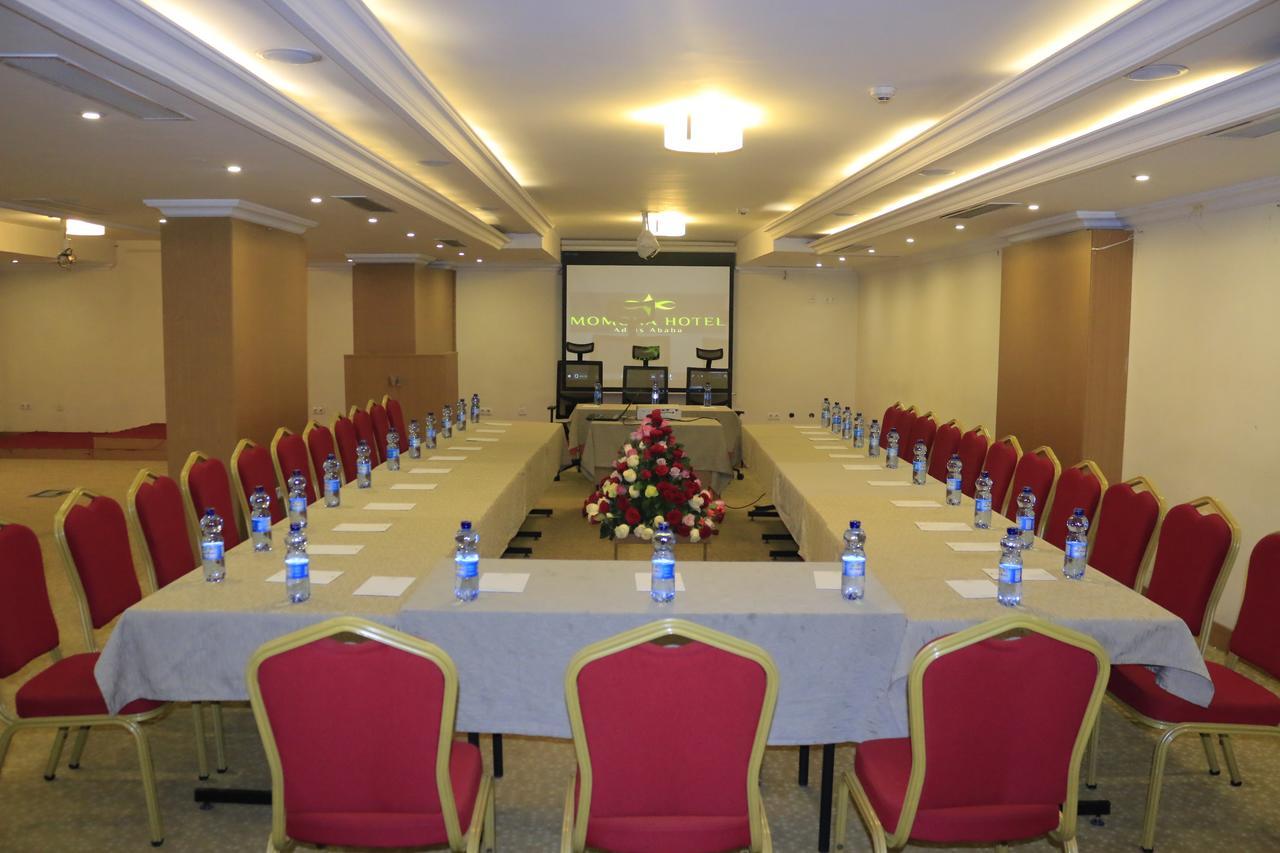 Momona Hotel Addis Abeba Buitenkant foto