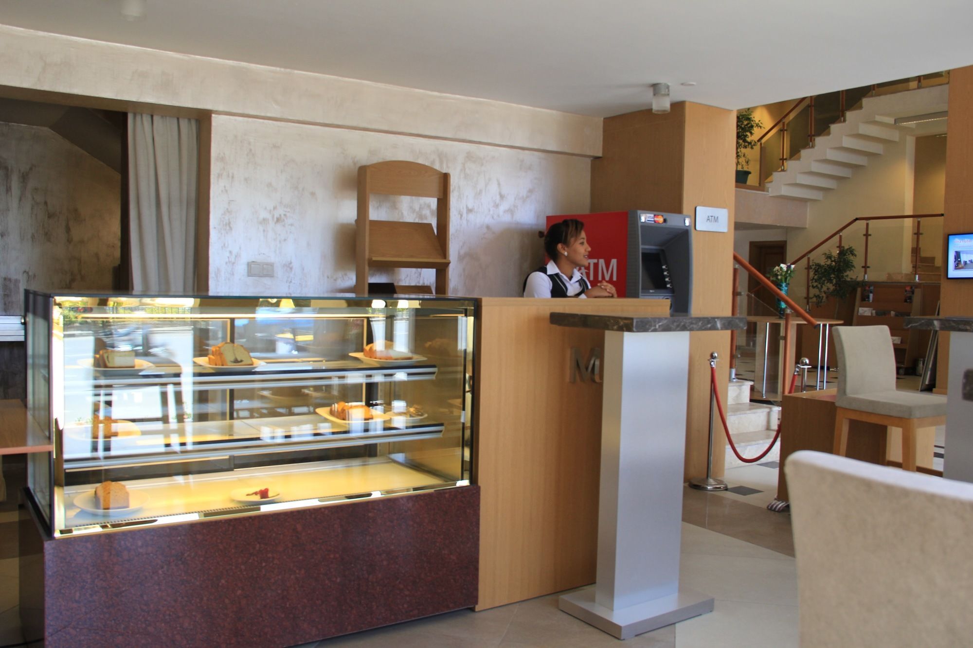 Momona Hotel Addis Abeba Buitenkant foto